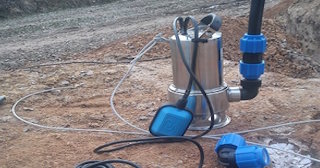 Установка дренажного насоса в Ялте - услуги от СантехДомЯлт, расценки от 3151 рублей